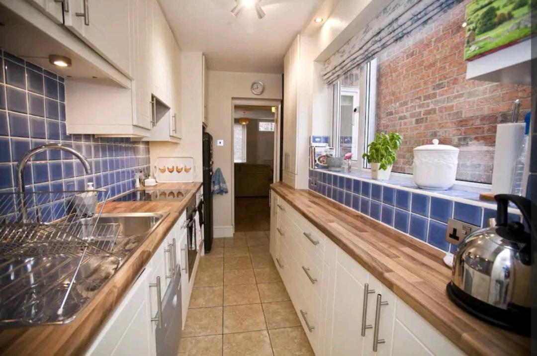 Cosy Little Home Just Outside York City Walls Екстериор снимка